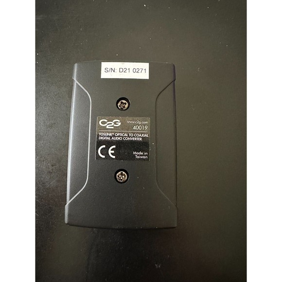 C2G Cables To Go 40018 Coaxial to TOSLINK Optical Digital Audio Converter, Black - Picture 8 of 8